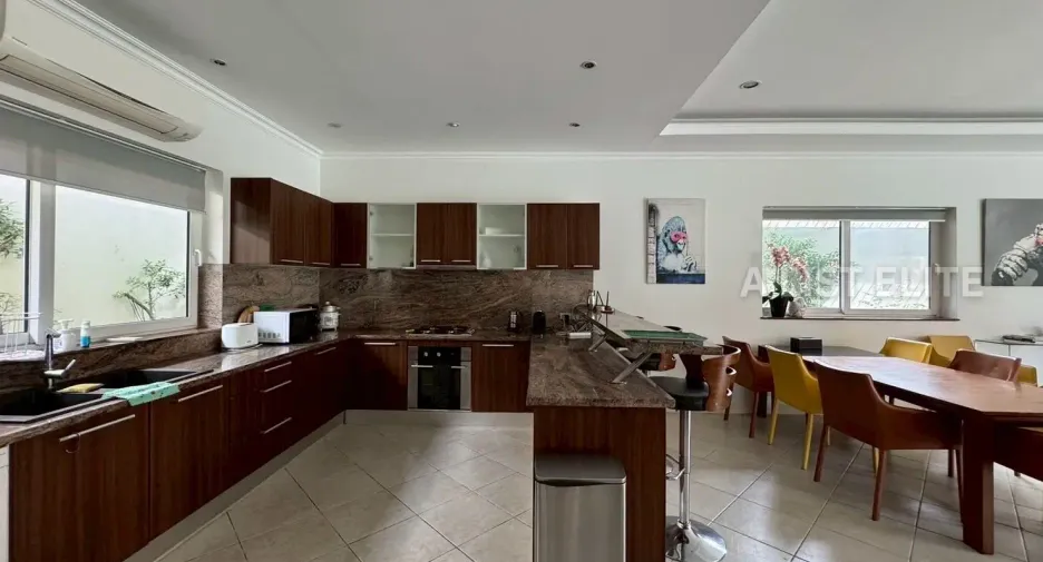 Haus zur Miete mit 6 Zimmer in Bang Lamung, Chonburi