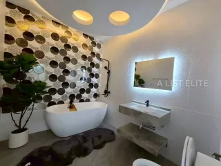 À louer 5 chambres maison à Bang Lamung, Chonburi