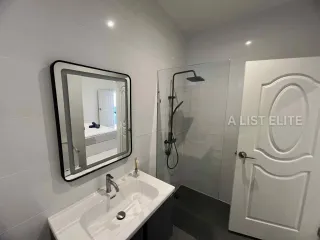 Haus zur Miete mit 8 Zimmer in Bang Lamung, Chonburi