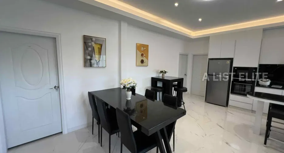 For rent 8 bedrooms house in Bang Lamung, Chonburi
