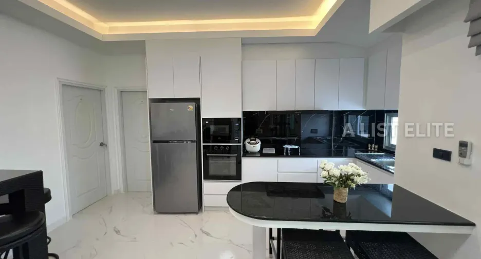 For rent 8 bedrooms house in Bang Lamung, Chonburi