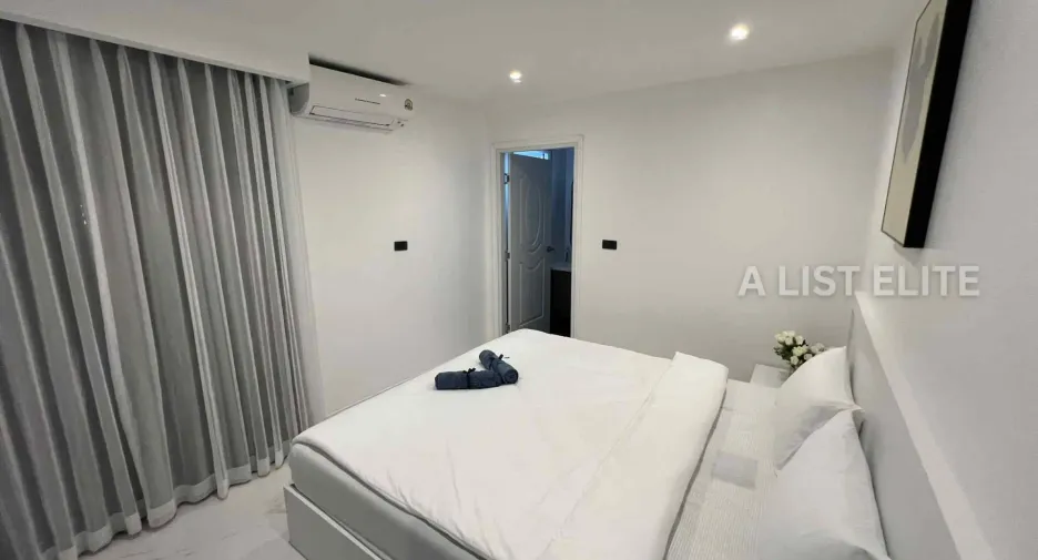 For rent 8 bedrooms house in Bang Lamung, Chonburi