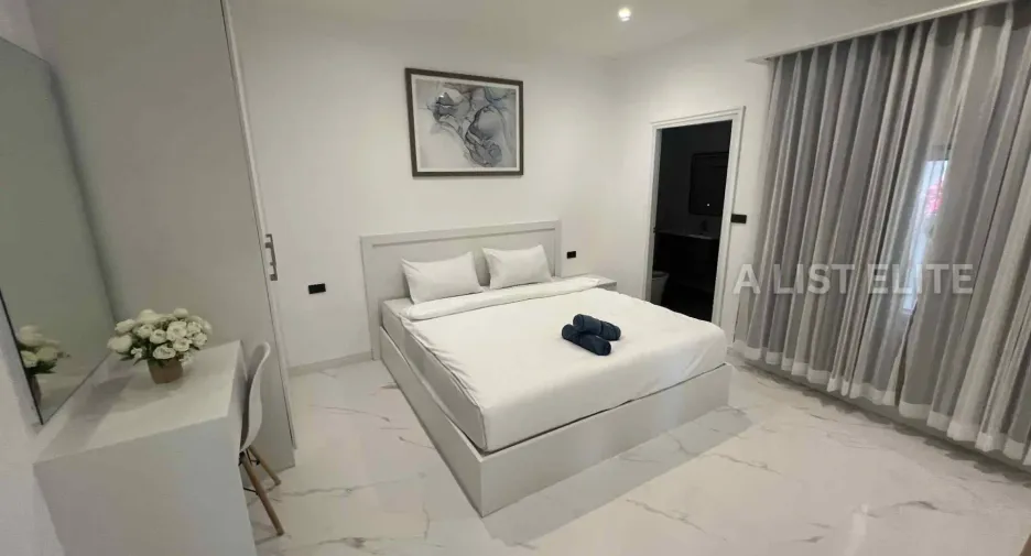 For rent 8 bedrooms house in Bang Lamung, Chonburi