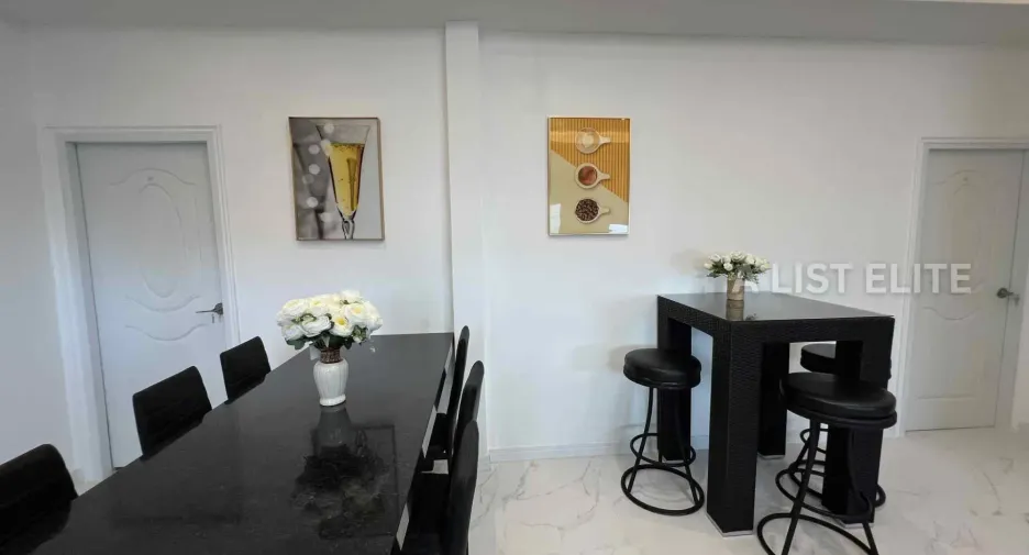 For rent 8 bedrooms house in Bang Lamung, Chonburi