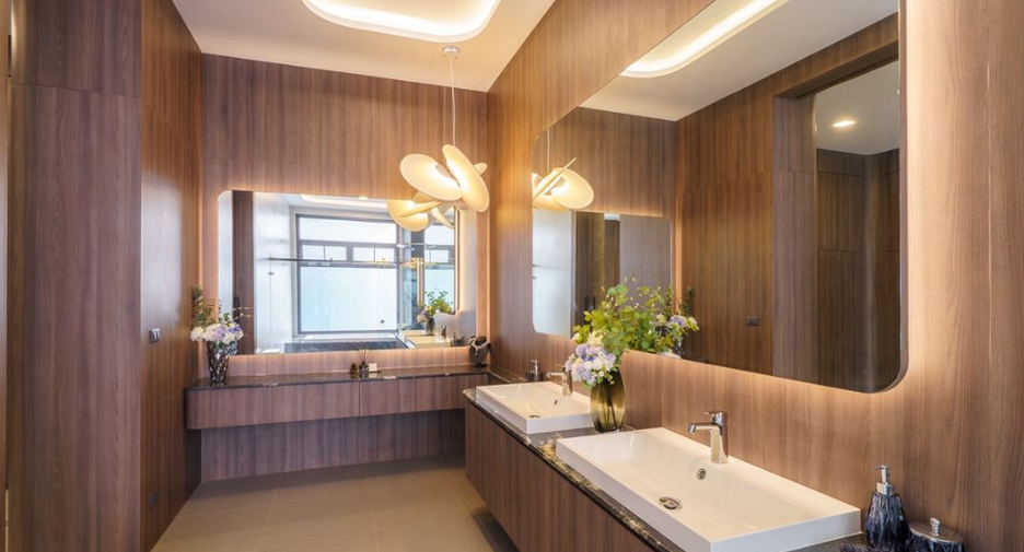 Villa zum Kauf mit 6 Zimmer in Bang Lamung, Chonburi