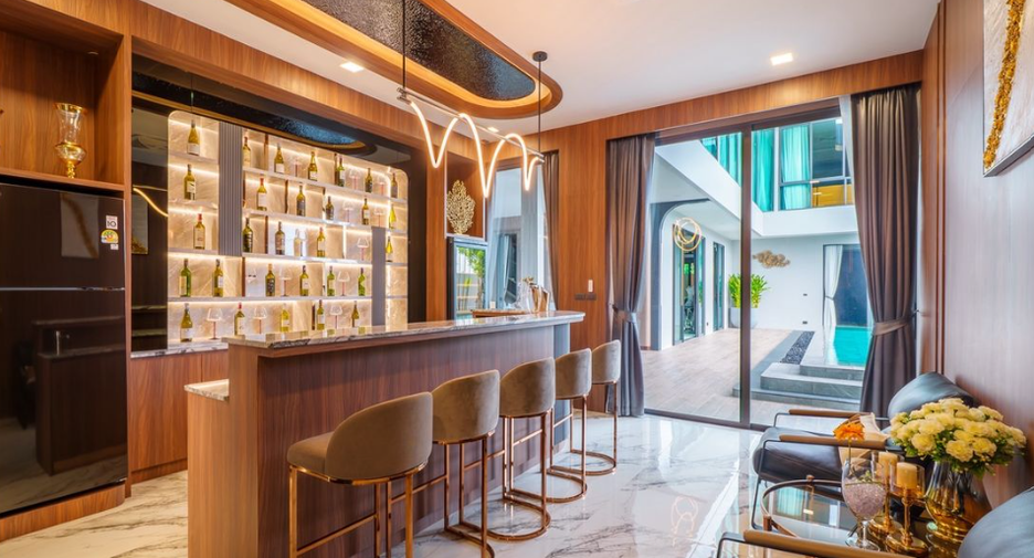 Villa zum Kauf mit 6 Zimmer in Bang Lamung, Chonburi