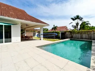 À louer 4 chambres maison à Hua Hin, Prachuap Khiri Khan