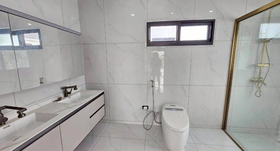 À vendre 4 chambres maison à Bang Lamung, Chonburi
