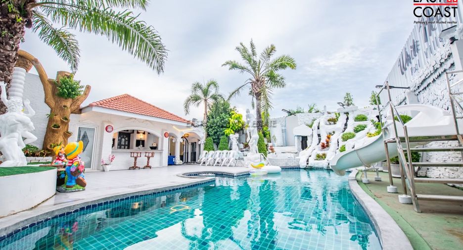 For sale 5 bedrooms house in Sattahip, Chonburi