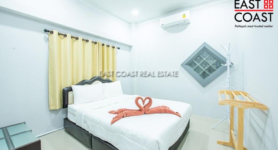For sale 5 bedrooms house in Sattahip, Chonburi