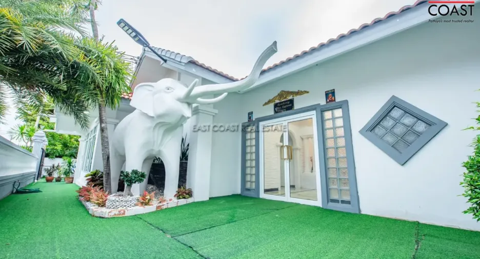 À vendre 5 chambres maison à Bang Saray, Pattaya