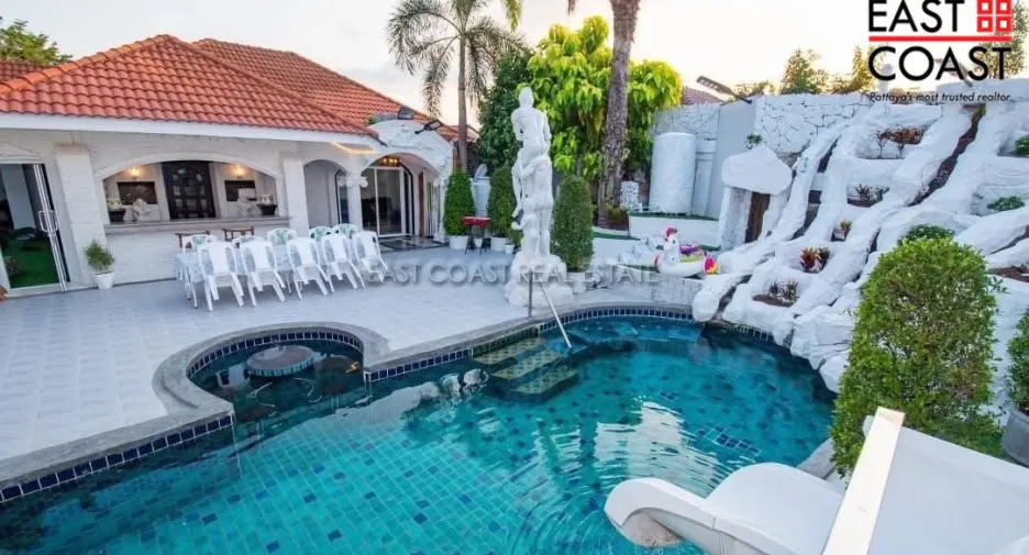À vendre 5 chambres maison à Bang Saray, Pattaya