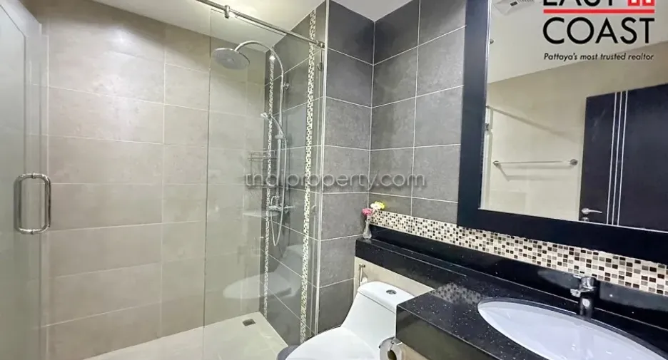 For rent and for sale 2 bedrooms condo in Bang Lamung, Chonburi