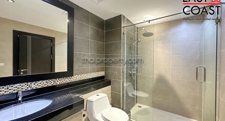 For rent and for sale 2 bedrooms condo in Bang Lamung, Chonburi