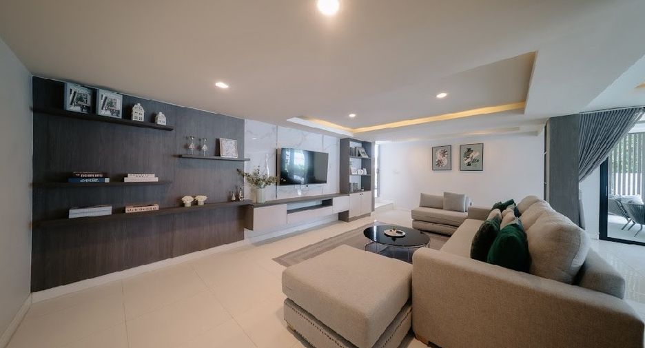 Casa en venta de 4 habitaciones en Bang Lamung, Chonburi