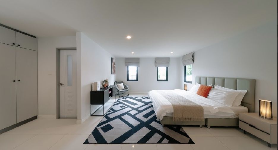 Casa en venta de 4 habitaciones en Bang Lamung, Chonburi