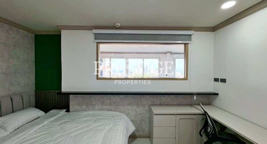 For sale 2 ベッドルーム condo in Bang Lamung, Chonburi