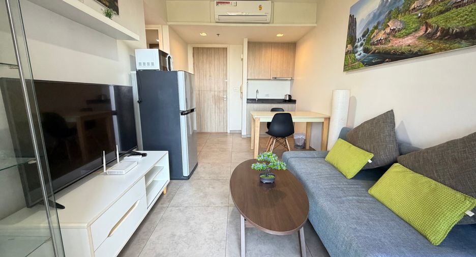 À louer et à vendre 1 chambre condo à Bang Lamung, Chonburi