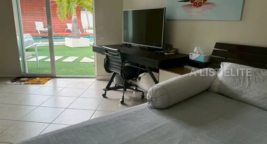 For rent 6 bedrooms house in Bang Lamung, Chonburi