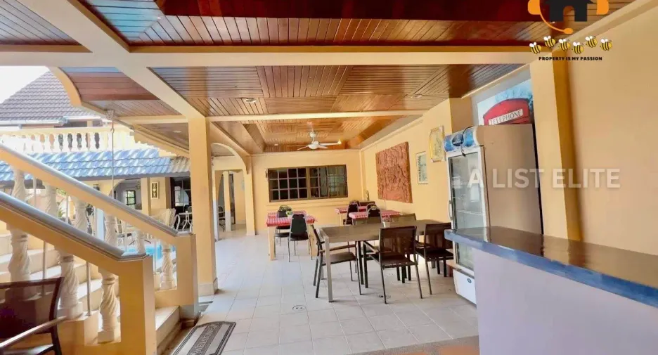 For rent 12 bedrooms house in Bang Lamung, Chonburi