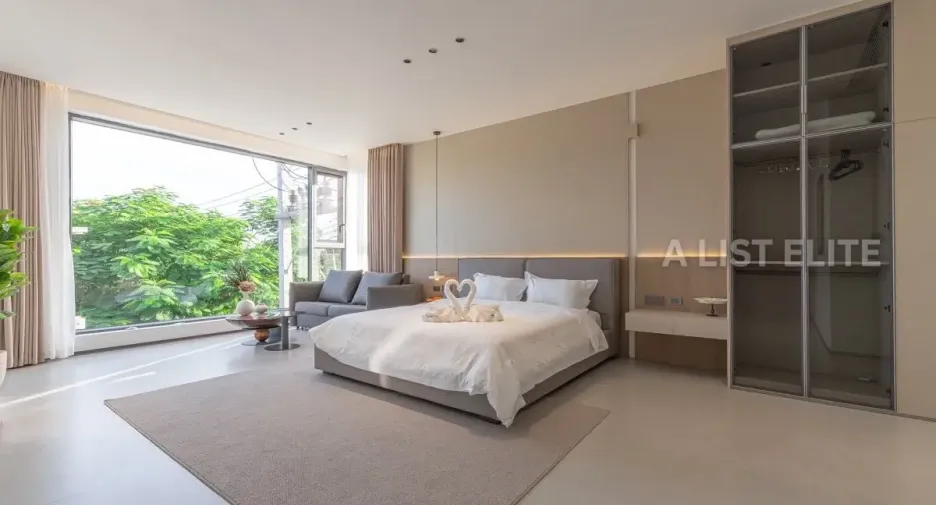 For rent 6 bedrooms house in Bang Lamung, Chonburi