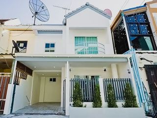 For sale 2 bedrooms townhouse in Bang Lamung, Chonburi