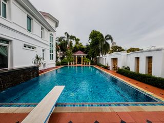 出售 8 卧室 独立屋 在 Bang Lamung, Chon Buri