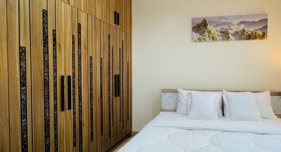 For sale 4 ベッドルーム house in Bang Lamung, Chonburi