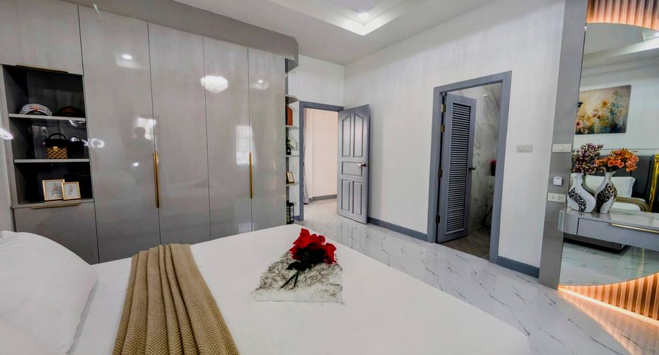 Haus zum Kauf mit 5 Zimmer in Bang Lamung, Chonburi