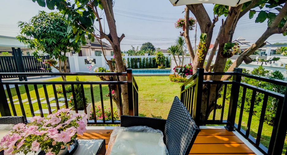 Haus zum Kauf mit 5 Zimmer in Bang Lamung, Chonburi