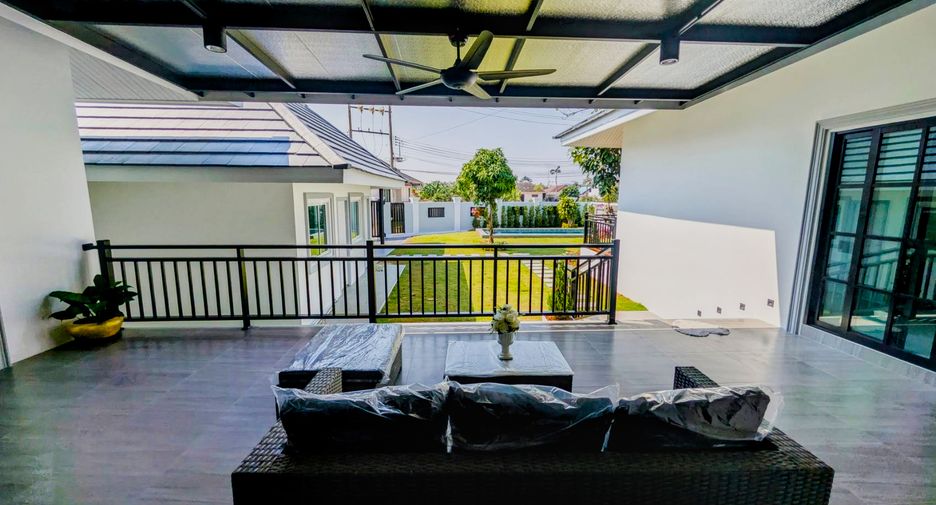 Haus zum Kauf mit 5 Zimmer in Bang Lamung, Chonburi
