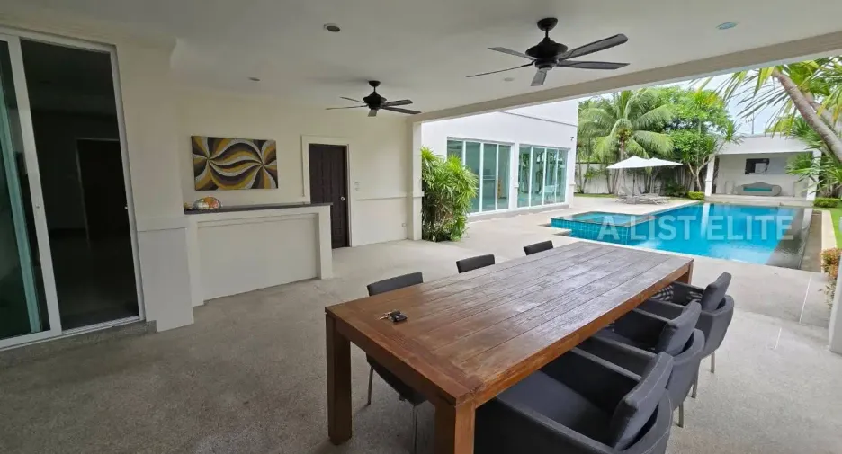 For rent 3 bedrooms house in Bang Lamung, Chonburi