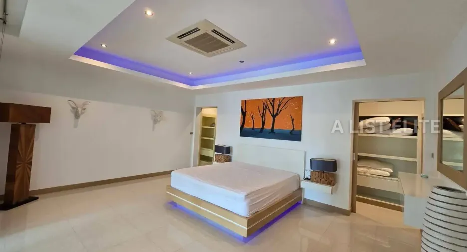 For rent 3 bedrooms house in Bang Lamung, Chonburi