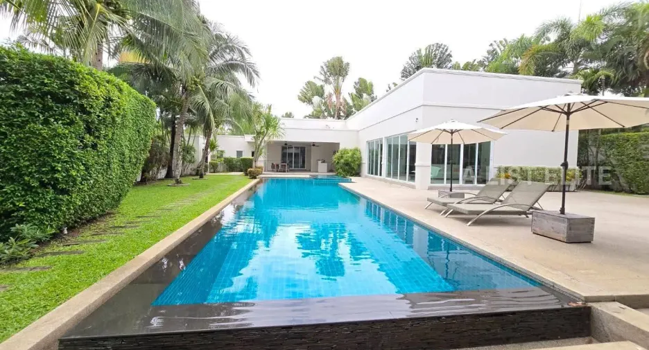For rent 3 bedrooms house in Bang Lamung, Chonburi