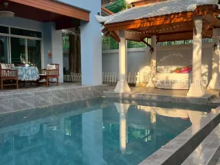 À louer 5 chambres maison à Bang Lamung, Chonburi