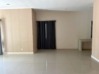 À vendre 3 chambres maison à Pluak Daeng, Rayong
