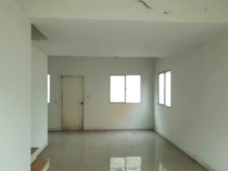 出售 3 卧室 独立屋 在 Si Racha, Chon Buri