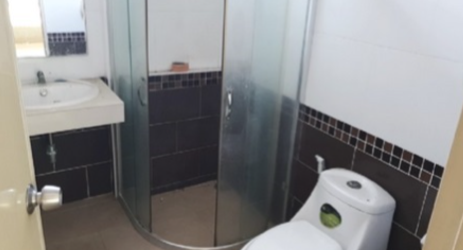 Casa en venta de 3 habitaciones en Phan Thong, Chonburi