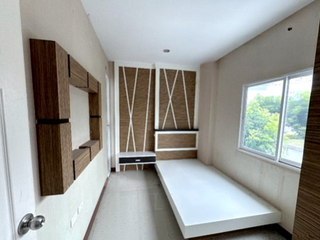 For sale 3 ベッドルーム townhouse in Bang Lamung, Chonburi