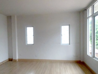 À vendre 3 chambres maison à Pluak Daeng, Rayong