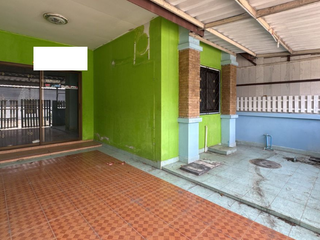 Casa en venta de 2 habitaciones en Phan Thong, Chonburi