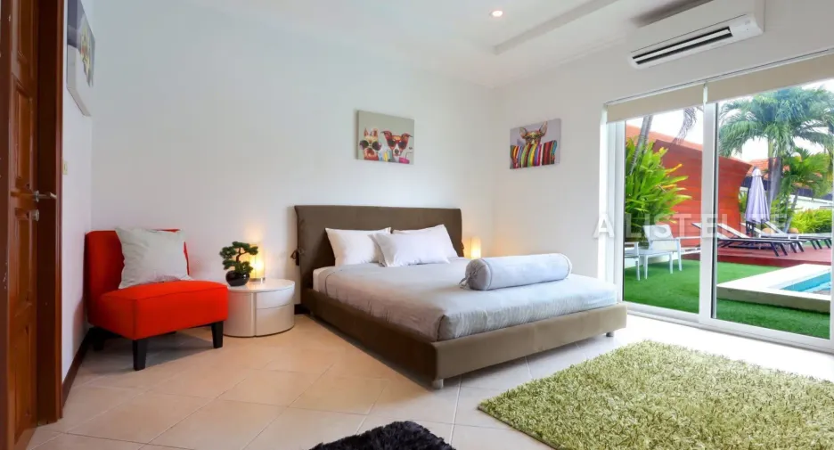 For rent 6 bedrooms house in Bang Lamung, Chonburi