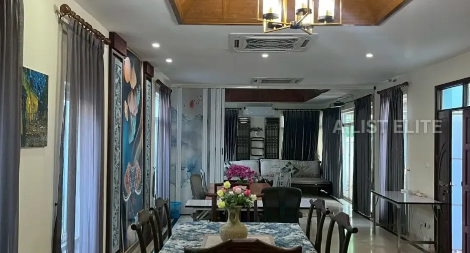 For rent 5 bedrooms house in Bang Lamung, Chonburi