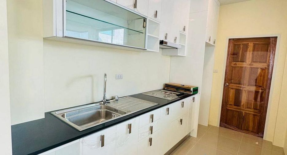 For sale 3 bedrooms house in Bang Lamung, Chonburi
