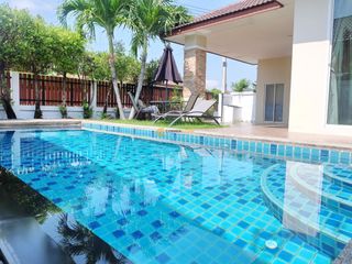 For rent and for sale 3 bedrooms house in Bang Lamung, Chonburi