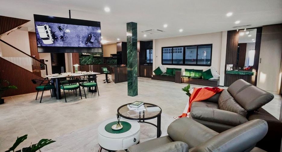 For sale 5 bedrooms house in Bang Lamung, Chonburi