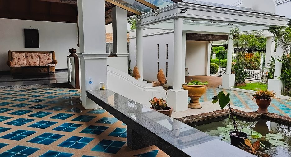 For sale 4 ベッドルーム house in Bang Lamung, Chonburi