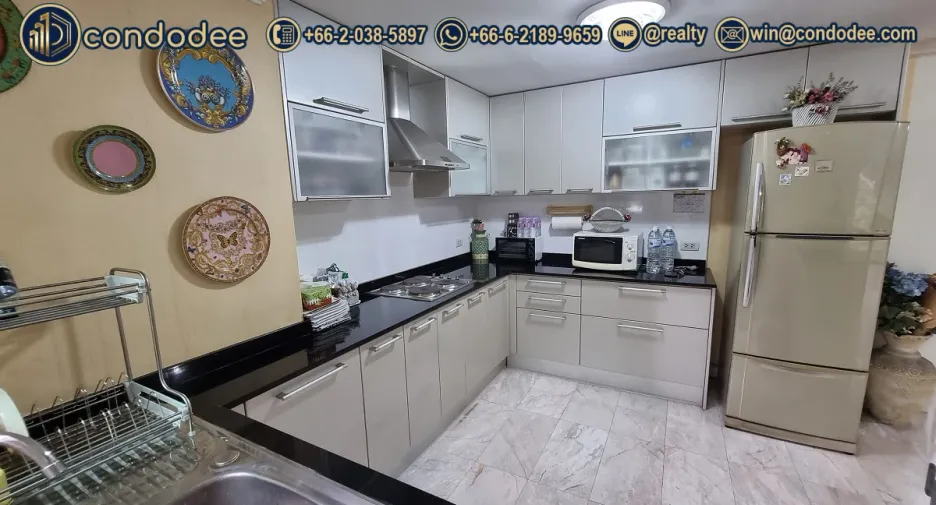 À vendre 3 chambres condo à Watthana, Bangkok