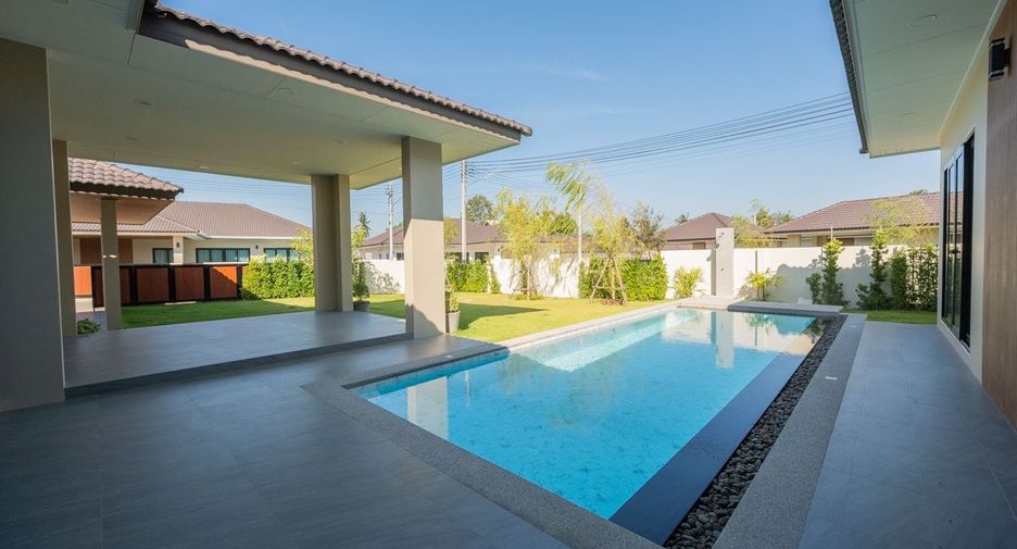 For sale 3 ベッドルーム house in Bang Lamung, Chonburi