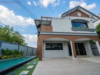 For sale 5 bedrooms house in Bang Lamung, Chonburi